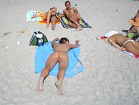 threesome beach fuck video