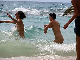 horny teens at the beach