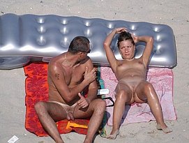 young family nudist photo