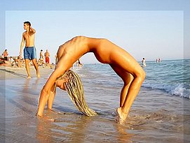 peeing on the beach girl